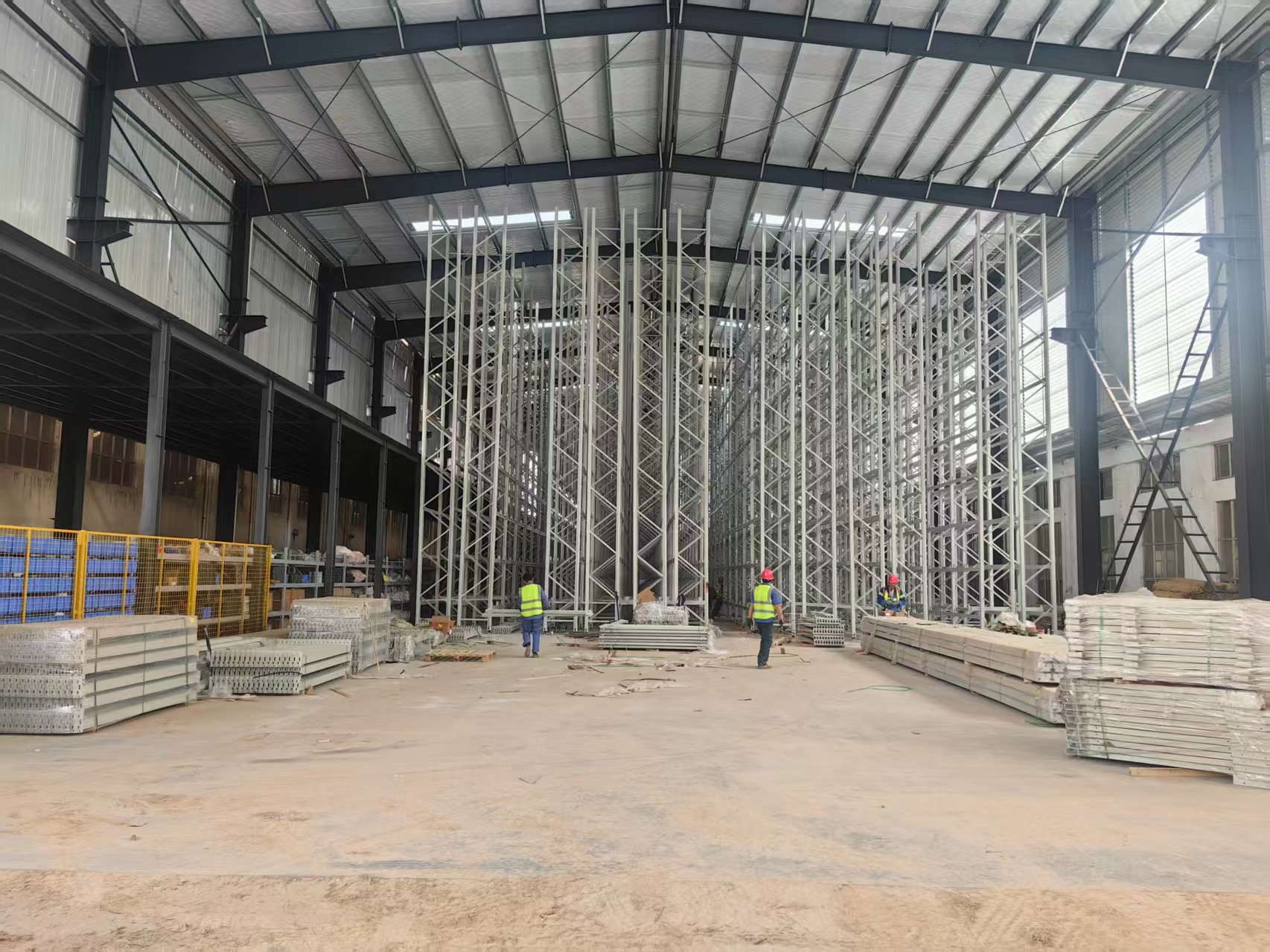 公司半成品倉(cāng)庫進(jìn)行智能化立體倉(cāng)儲(chǔ)改造